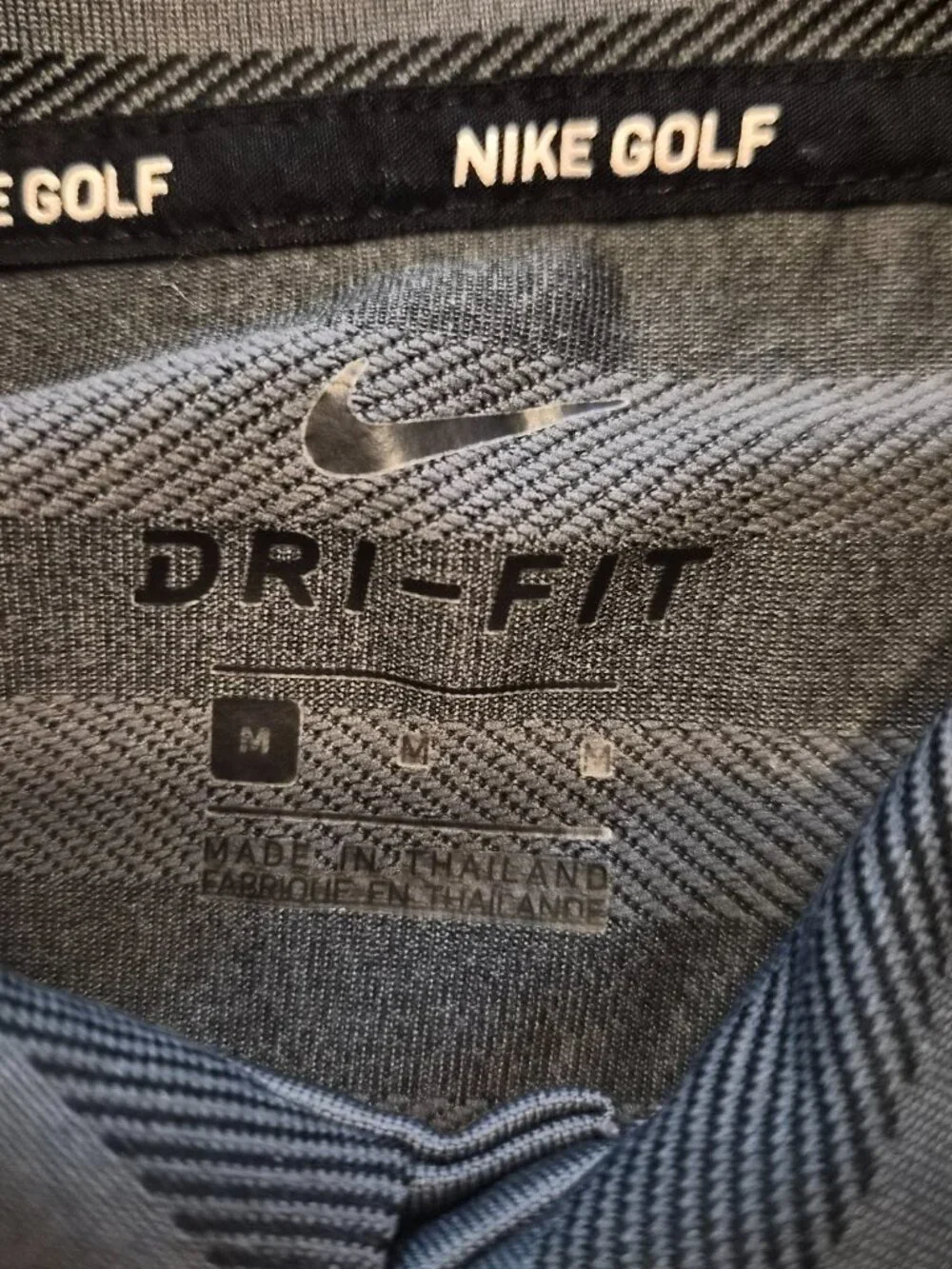 Nike Golf Dri-FIT Men's Size M Gray Striped Polo Collared Short Sleeve Logo G802